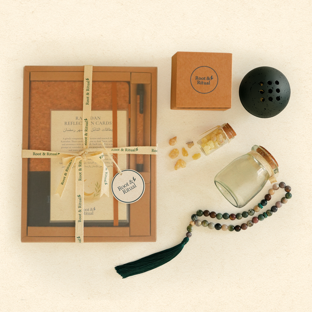 Ramadan Complete Ritual Box (Black) : صندوق الطقوس والتأمل الرمضاني الكامل (أسود)